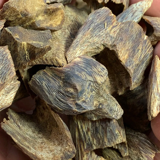 Very High quality Genuine Chinese Incense Wood Chips (Yellow Oil Natural)