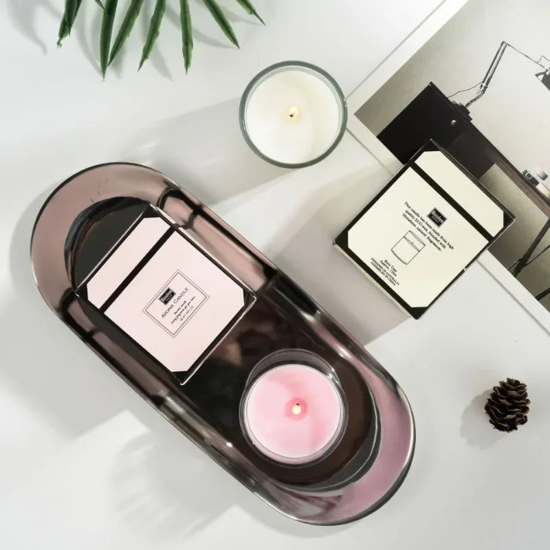 Aromatherapy Candle in Vanilla and Rose