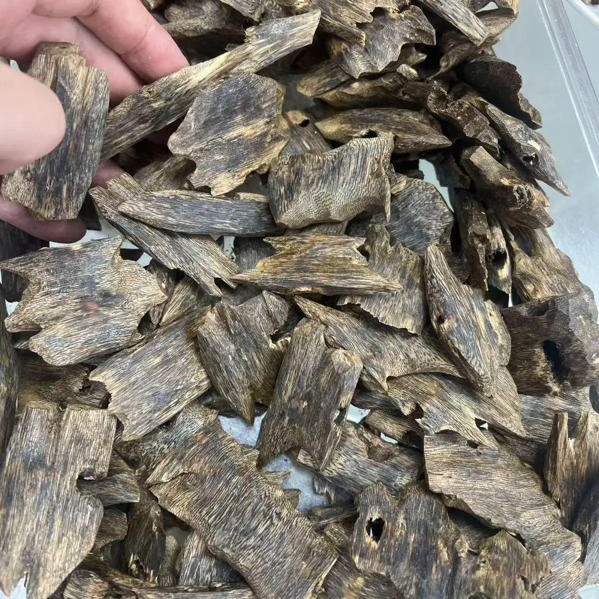10g Cambodian Super Bakhoor Oud Oudh Kynam Incense Palo Santo